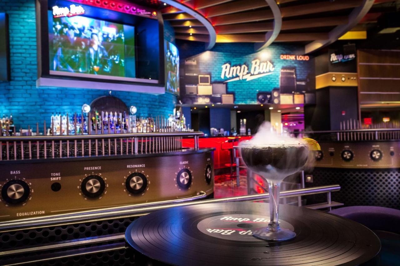 Hard Rock Hotel & Casino Tulsa Catoosa Bagian luar foto
