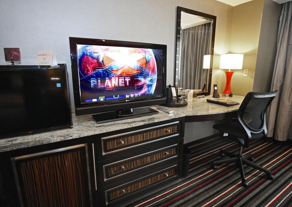 Hard Rock Hotel & Casino Tulsa Catoosa Bagian luar foto